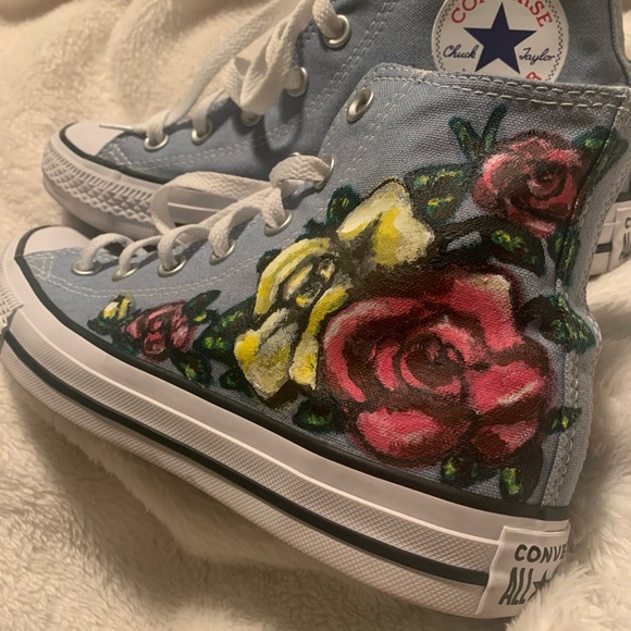 Rose Converse - Picture 3 of 8